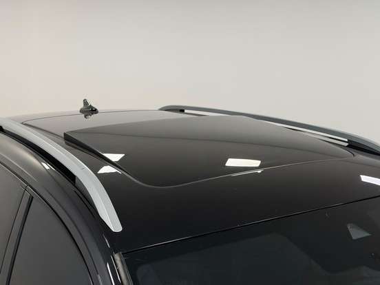 VOLKSWAGEN-TAOS-2024