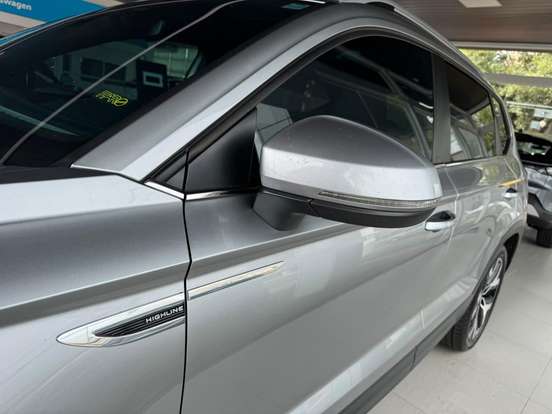 VOLKSWAGEN-TAOS-1.4 250 TSI TOTAL FLEX HIGHLINE AUTOMÁTICO VOLKSWAGEN-TAOS-2024
