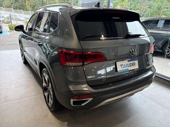 VOLKSWAGEN-TAOS-2024
