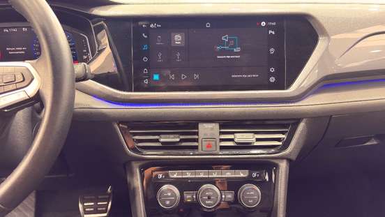 VOLKSWAGEN-TAOS-2022