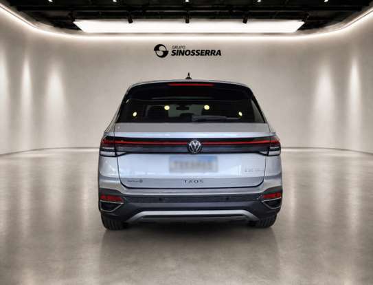 VOLKSWAGEN-TAOS-2026