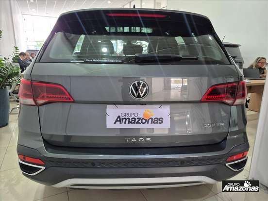 VOLKSWAGEN-TAOS-2023