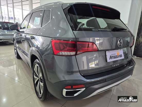 VOLKSWAGEN-TAOS-2023