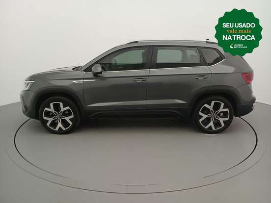 VOLKSWAGEN-TAOS-2024
