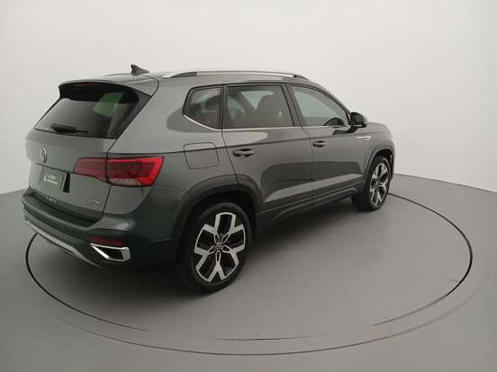 VOLKSWAGEN-TAOS-2024