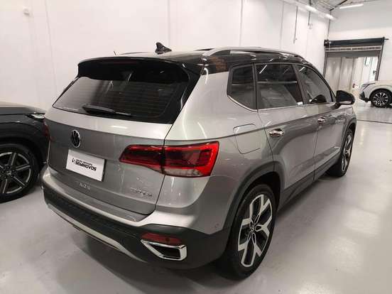 VOLKSWAGEN-TAOS-1.4 250 TSI TOTAL FLEX HIGHLINE AUTOMÁTICO VOLKSWAGEN-TAOS-2023