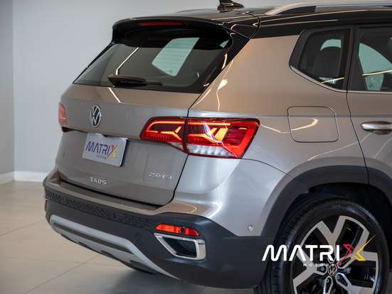 VOLKSWAGEN-TAOS-1.4 250 TSI TOTAL FLEX HIGHLINE AUTOMÁTICO VOLKSWAGEN-TAOS-2024