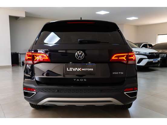 VOLKSWAGEN-TAOS-1.4 250 TSI TOTAL FLEX HIGHLINE AUTOMÁTICO VOLKSWAGEN-TAOS-2024