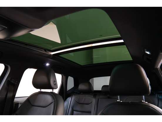 VOLKSWAGEN-TAOS-2024