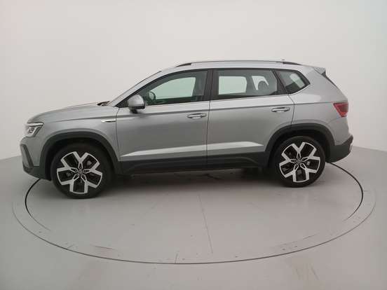 VOLKSWAGEN-TAOS-2024