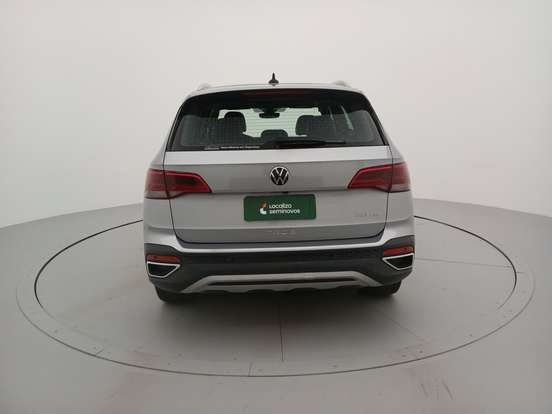 VOLKSWAGEN-TAOS-2024
