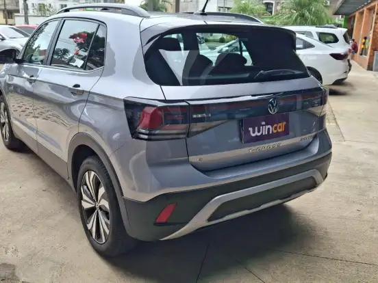 VOLKSWAGEN-T-CROSS-1.0 200 TSI TOTAL FLEX AUTOMÁTICO VOLKSWAGEN-T-CROSS-2024