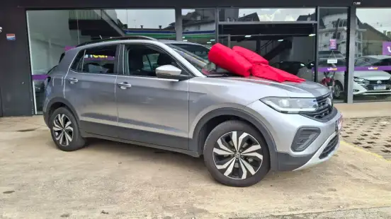 VOLKSWAGEN-T-CROSS-2024