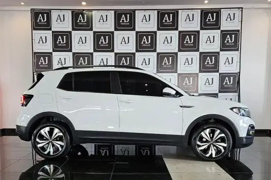 VOLKSWAGEN-T-CROSS-2024