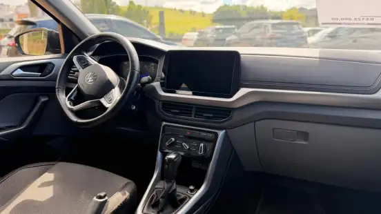 VOLKSWAGEN-T-CROSS-2024