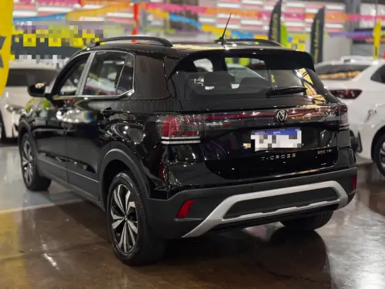 VOLKSWAGEN-T-CROSS-2024