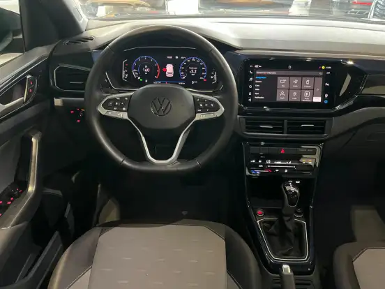 VOLKSWAGEN-T-CROSS-2024