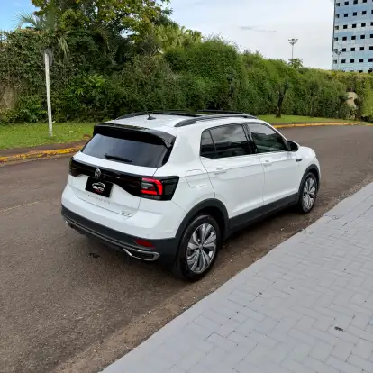 VOLKSWAGEN-T-CROSS-1.4 250 TSI TOTAL FLEX HIGHLINE AUTOMÁTICO VOLKSWAGEN-T-CROSS-2020