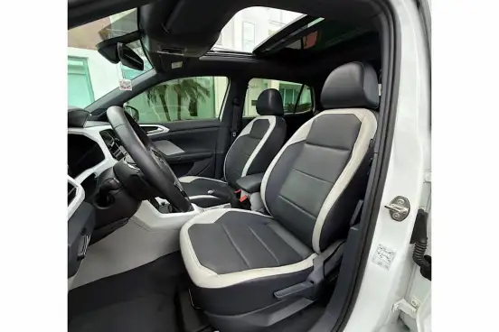 VOLKSWAGEN-T-CROSS-1.4 250 TSI TOTAL FLEX HIGHLINE AUTOMÁTICO VOLKSWAGEN-T-CROSS-2020