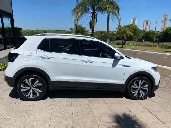 VOLKSWAGEN-T-CROSS-1.4 250 TSI TOTAL FLEX HIGHLINE AUTOMÁTICO VOLKSWAGEN-T-CROSS-2021