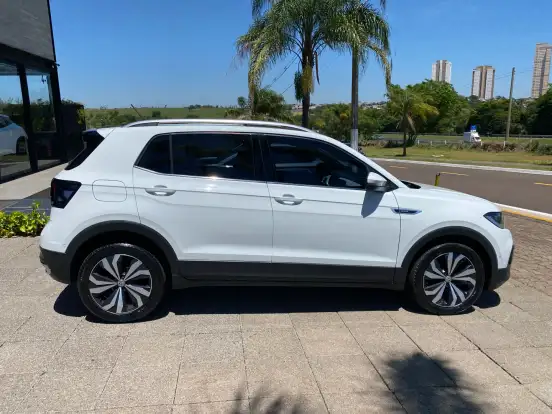 VOLKSWAGEN-T-CROSS-1.4 250 TSI TOTAL FLEX HIGHLINE AUTOMÁTICO VOLKSWAGEN-T-CROSS-2021
