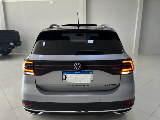 VOLKSWAGEN-T-CROSS-1.4 250 TSI TOTAL FLEX HIGHLINE AUTOMÁTICO VOLKSWAGEN-T-CROSS-2023