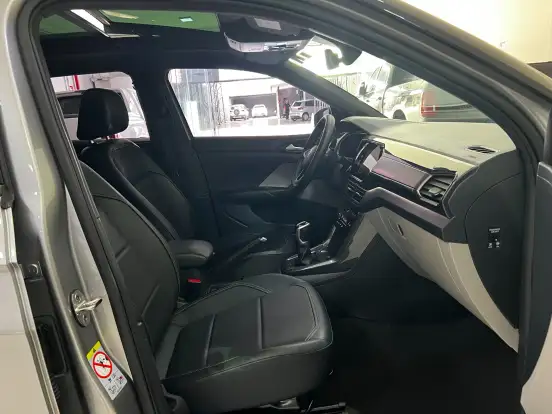 VOLKSWAGEN-T-CROSS-2023