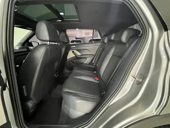 VOLKSWAGEN-T-CROSS-2023