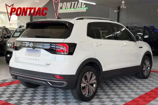 VOLKSWAGEN-T-CROSS-1.4 250 TSI TOTAL FLEX HIGHLINE AUTOMÁTICO VOLKSWAGEN-T-CROSS-2020