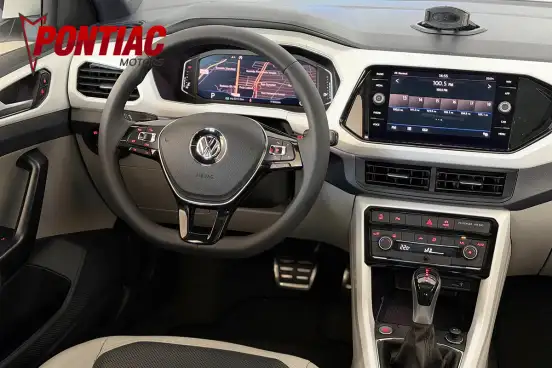 VOLKSWAGEN-T-CROSS-2020