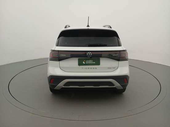 VOLKSWAGEN-T-CROSS-2024