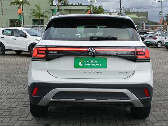 VOLKSWAGEN-T-CROSS-1.0 200 TSI TOTAL FLEX AUTOMÁTICO VOLKSWAGEN-T-CROSS-2024