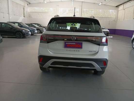 VOLKSWAGEN-T-CROSS-2025