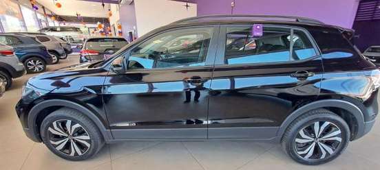 VOLKSWAGEN-T-CROSS-2025