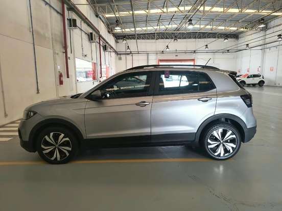 VOLKSWAGEN-T-CROSS-2023