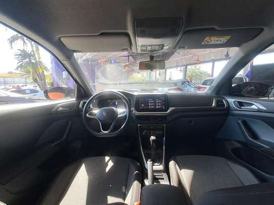 VOLKSWAGEN-T-CROSS-2024