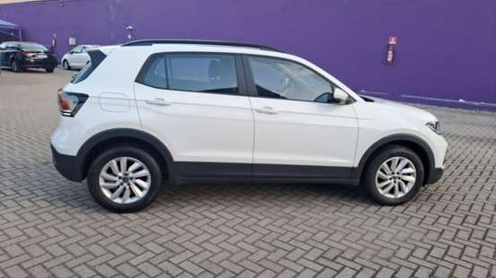 VOLKSWAGEN-T-CROSS-2025