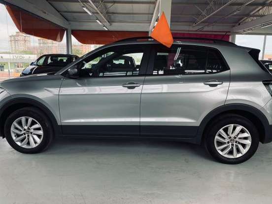 VOLKSWAGEN-T-CROSS-2025