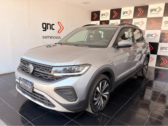 VOLKSWAGEN T-CROSS 1.0 200 TSI TOTAL FLEX AUTOMÁTICO