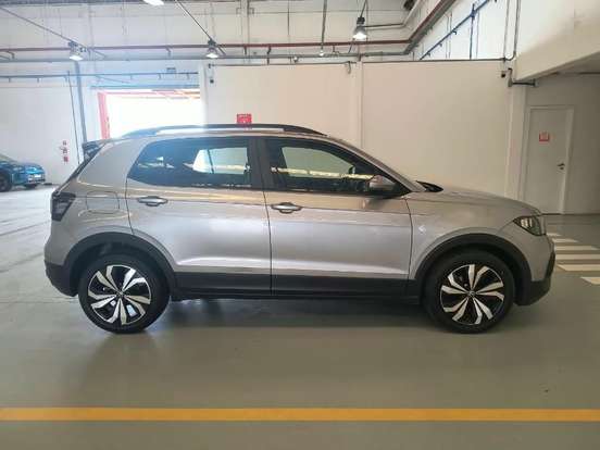 VOLKSWAGEN-T-CROSS-1.0 200 TSI TOTAL FLEX AUTOMÁTICO VOLKSWAGEN-T-CROSS-2023