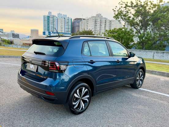 VOLKSWAGEN-T-CROSS-1.0 200 TSI TOTAL FLEX AUTOMÁTICO VOLKSWAGEN-T-CROSS-2022
