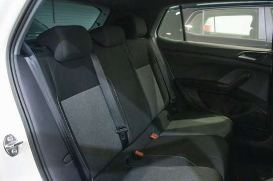 VOLKSWAGEN-T-CROSS-1.0 200 TSI TOTAL FLEX AUTOMÁTICO VOLKSWAGEN-T-CROSS-2024