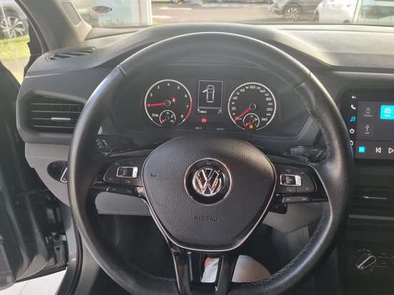 VOLKSWAGEN-T-CROSS-2021