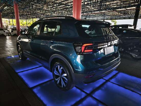 VOLKSWAGEN-T-CROSS-2023