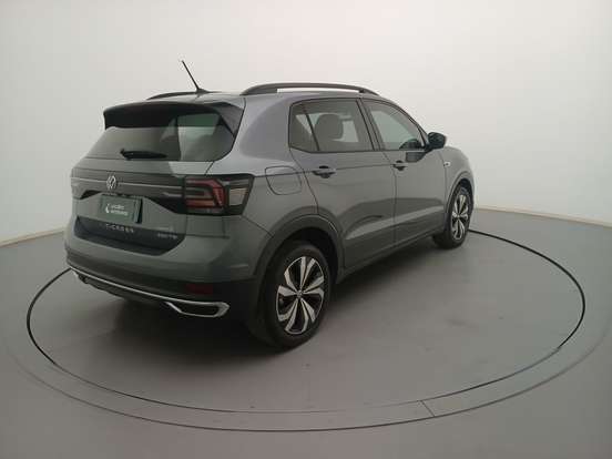 VOLKSWAGEN-T-CROSS-2022