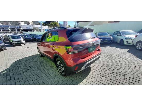 VOLKSWAGEN-T-CROSS-2024
