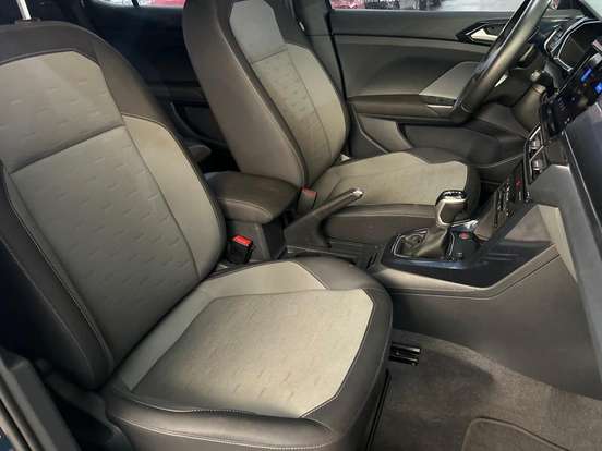 VOLKSWAGEN-T-CROSS-1.0 200 TSI TOTAL FLEX COMFORTLINE AUTOMÁTICO VOLKSWAGEN-T-CROSS-2024