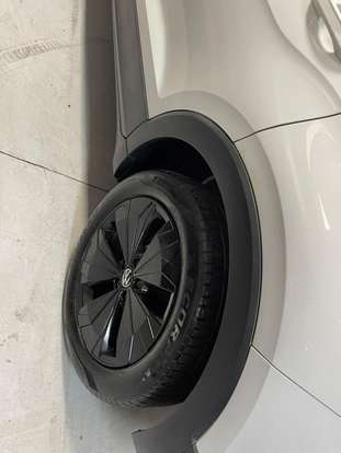 VOLKSWAGEN-T-CROSS-2023