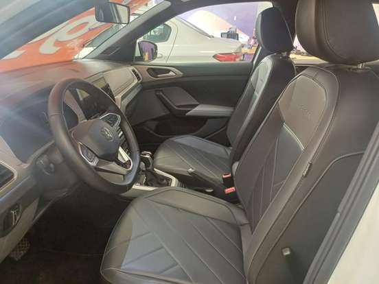 VOLKSWAGEN-T-CROSS-2025
