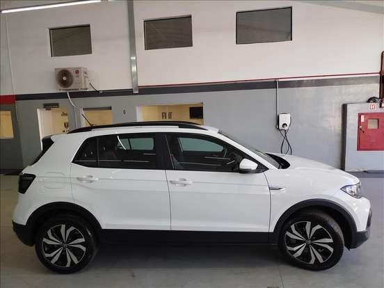 VOLKSWAGEN-T-CROSS-2023